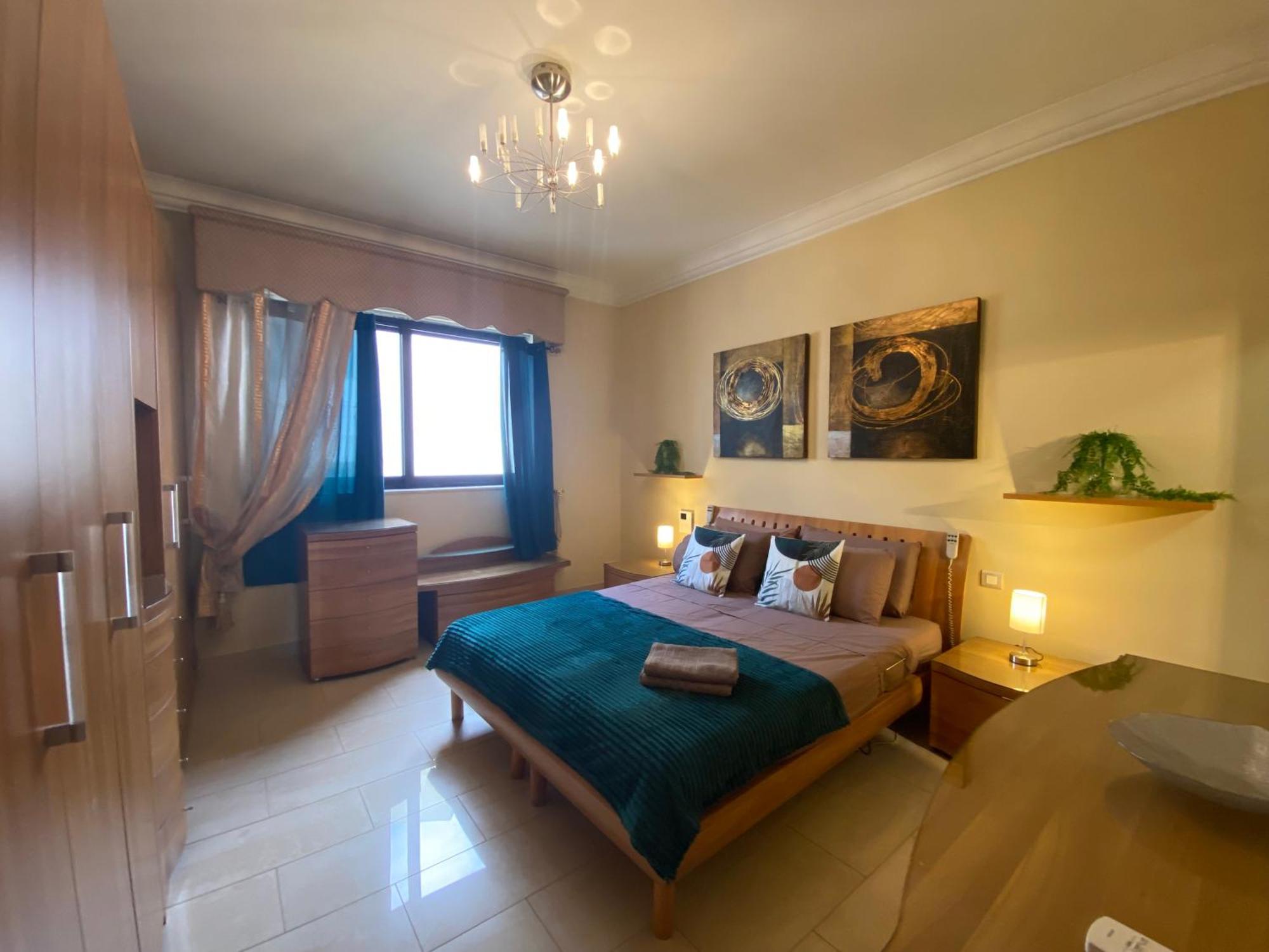 Seafront Harbour Haven - Steps To Ferry, Shops And Beaches Sliema Exterior foto